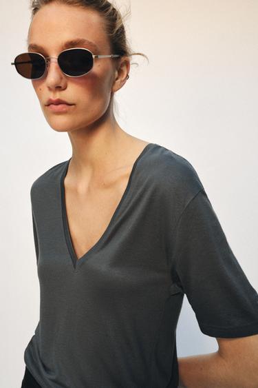 FLOWING V-NECK T-SHIRT - Dark charcoal grey by Zara