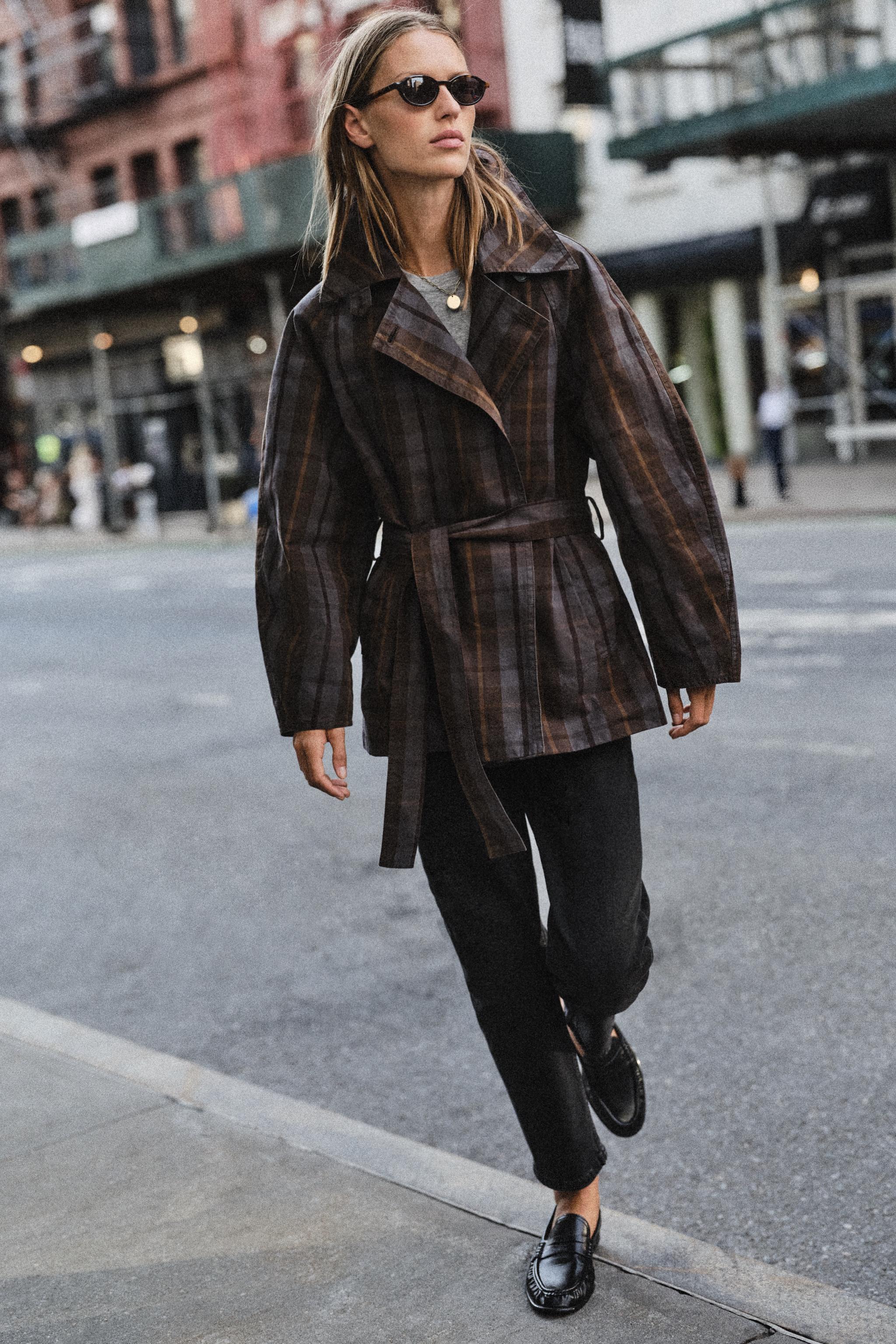 チェック ベルト トレンチコート - ブラウンブルー | ZARA Japan / 日本