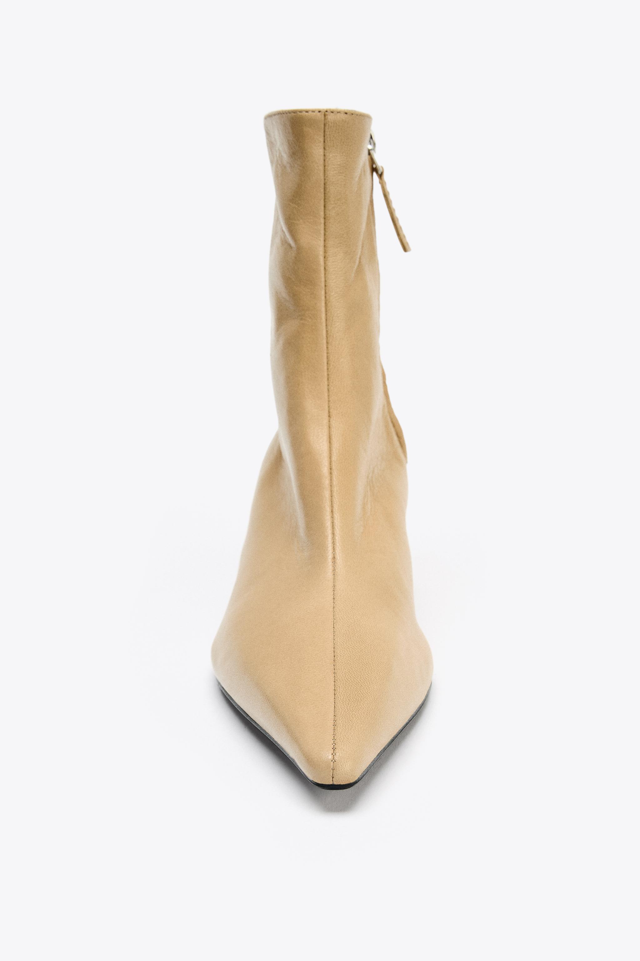 レザーキトンヒールショートブーツ - ベージュ | ZARA Japan / 日本