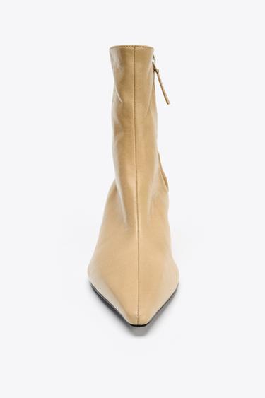 BOTTINES À TALONS EN CUIR - Beige de Zara - Image 5