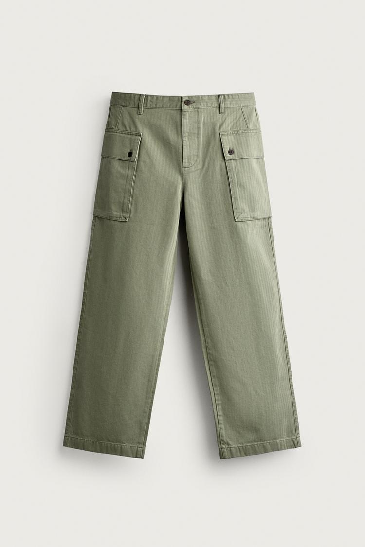 Pantalon cargo estructura espiga