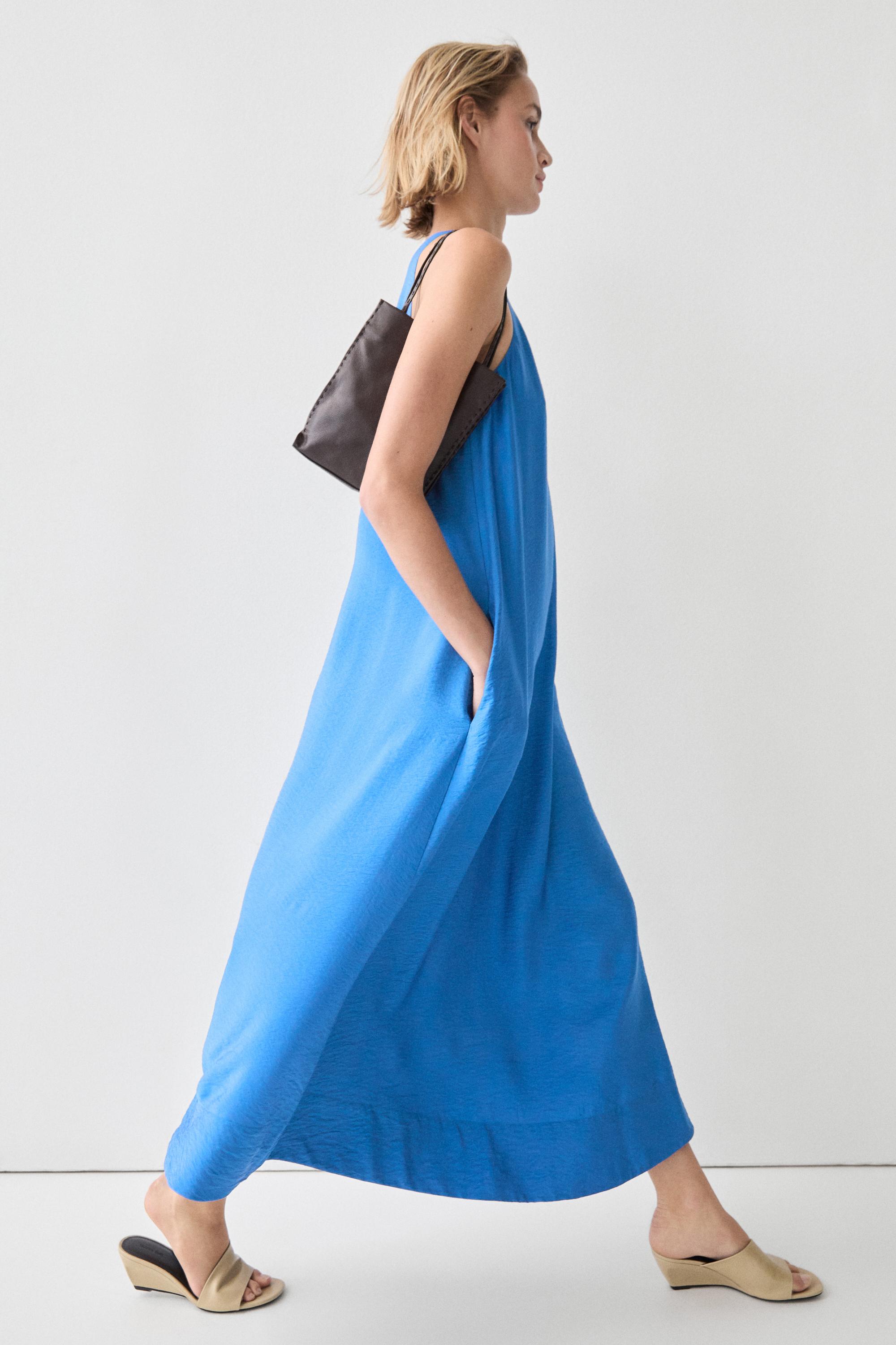 Flowing long halter dress - Blue | ZARA United States