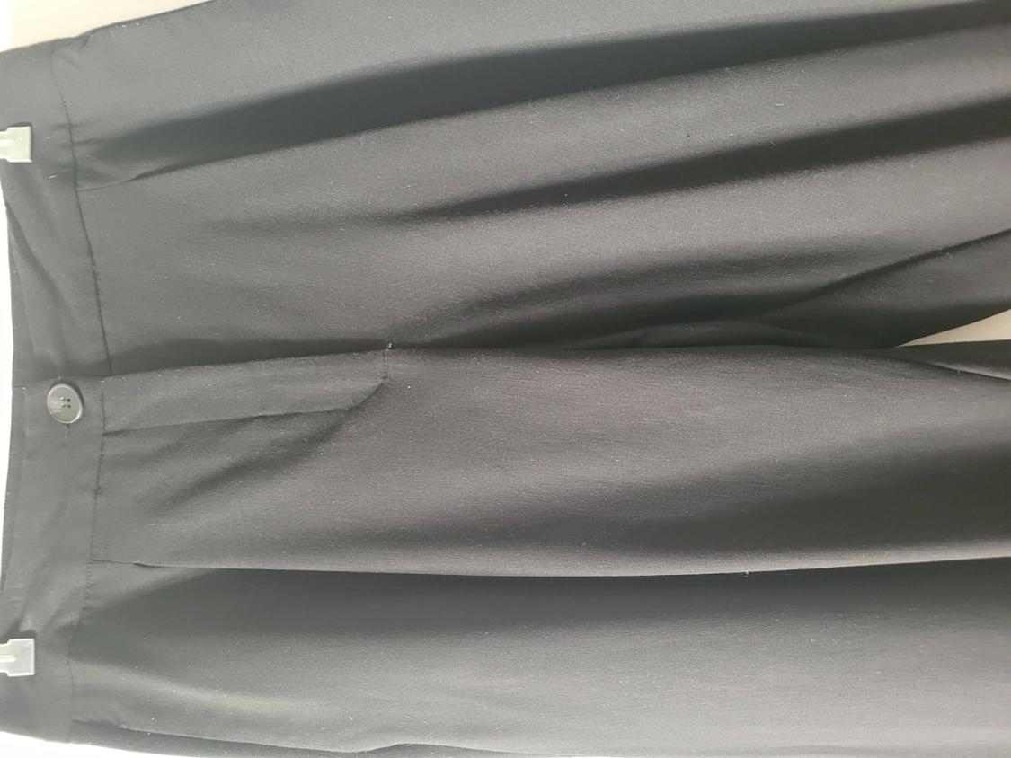 CARROT-FIT TROUSERS WITH CUFFED HEMS - Image 3