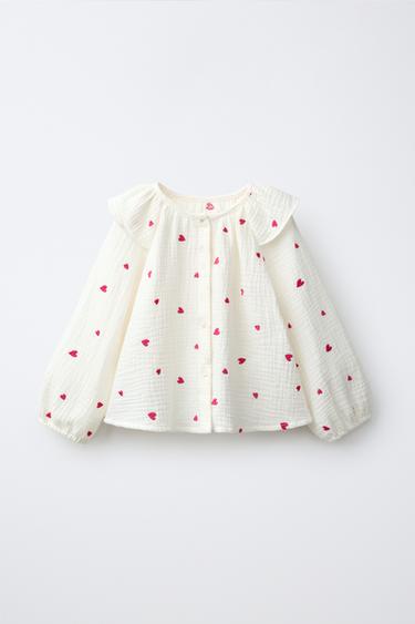 BLUSA TEXTURIZADA COM ESTAMPA DE CORAÇÕES - Branco-marfim da Zara - Imagem 0