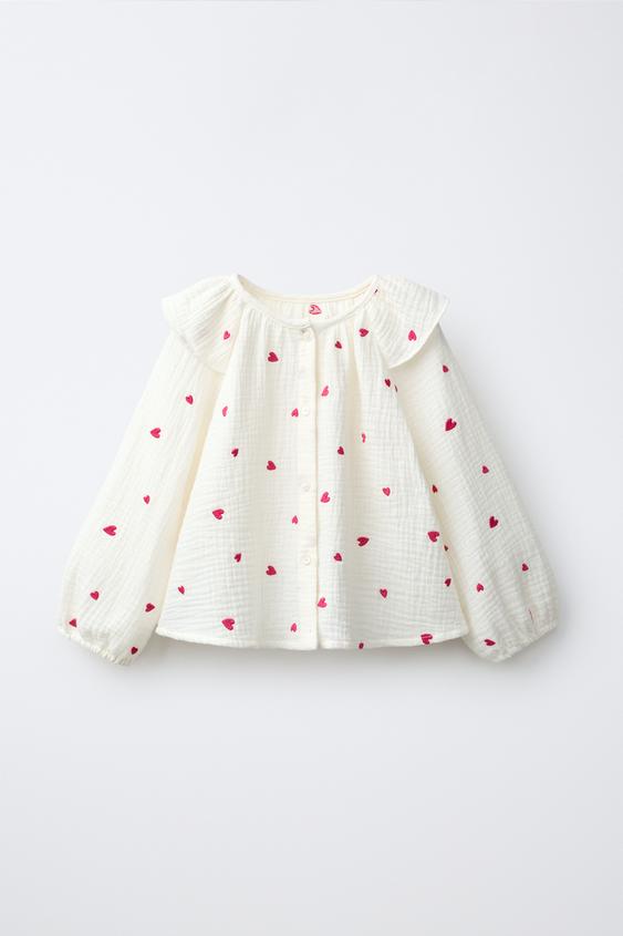 BLUSA TEXTURA ESTAMPADO CORAZONES - Blanco roto de Zara - Imagen 0