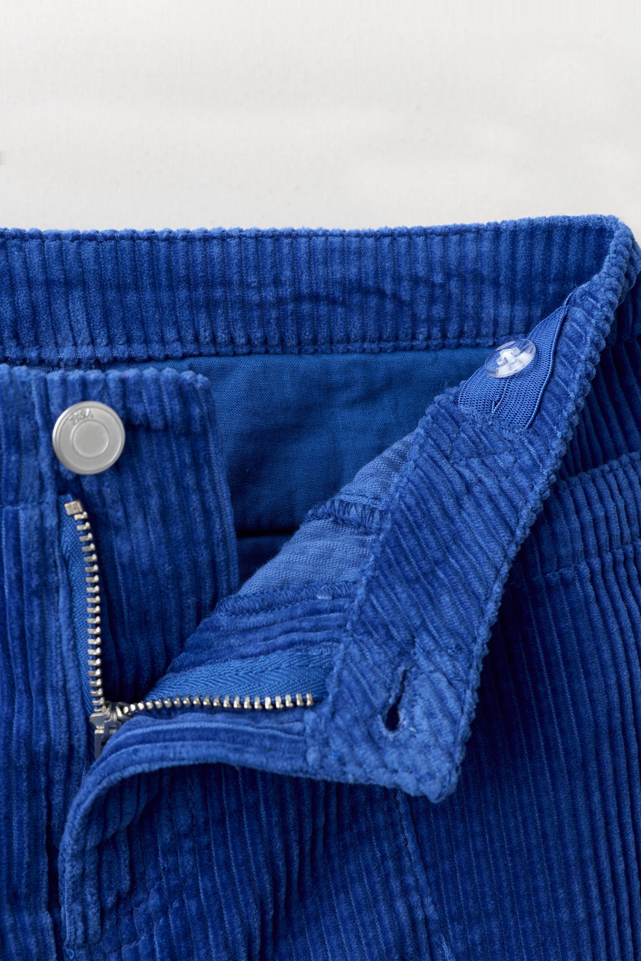 PANTALON BARREL EN VELOURS CÔTELÉ