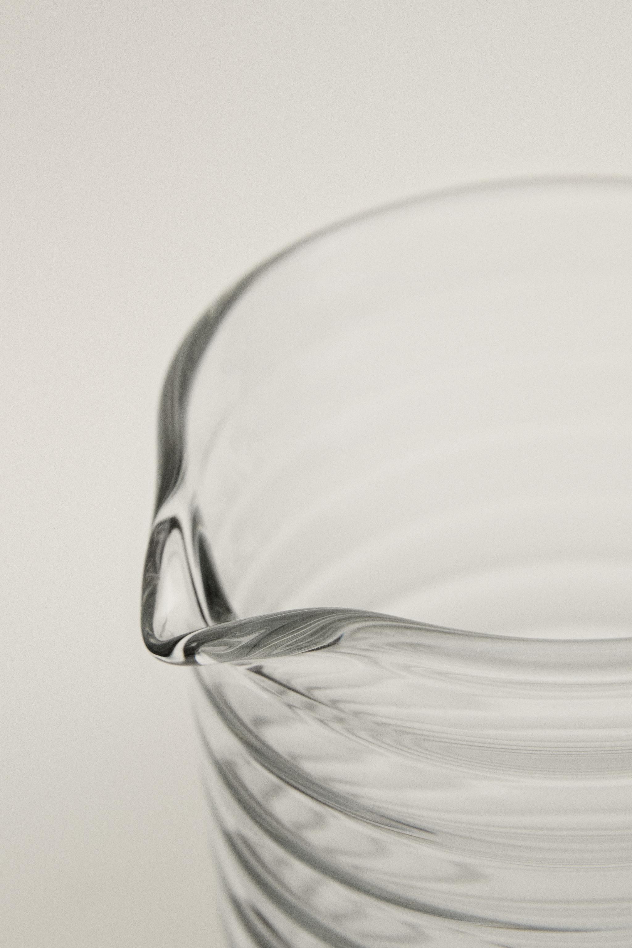 GLASS PITCHER WITH RAISED LINES