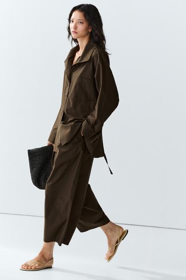 Surchemise col montant avec boucles - Kaki de Zara
