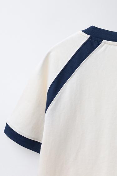 T-SHIRT À MANCHES RAGLAN ET INSCRIPTION FLOQUÉE - Blanc cassé de Zara - Image 3