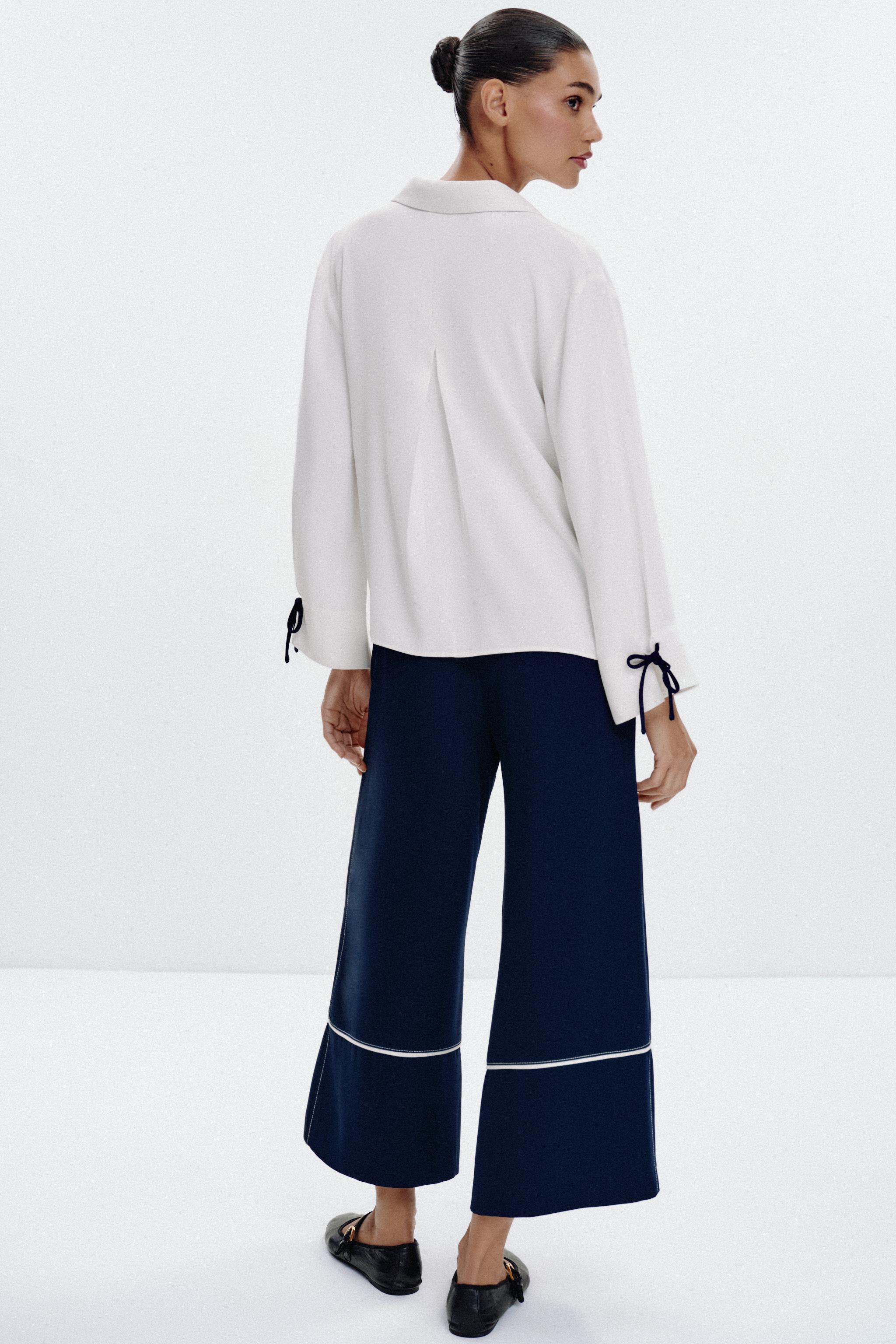 CONTRAST TRIM SHIRT