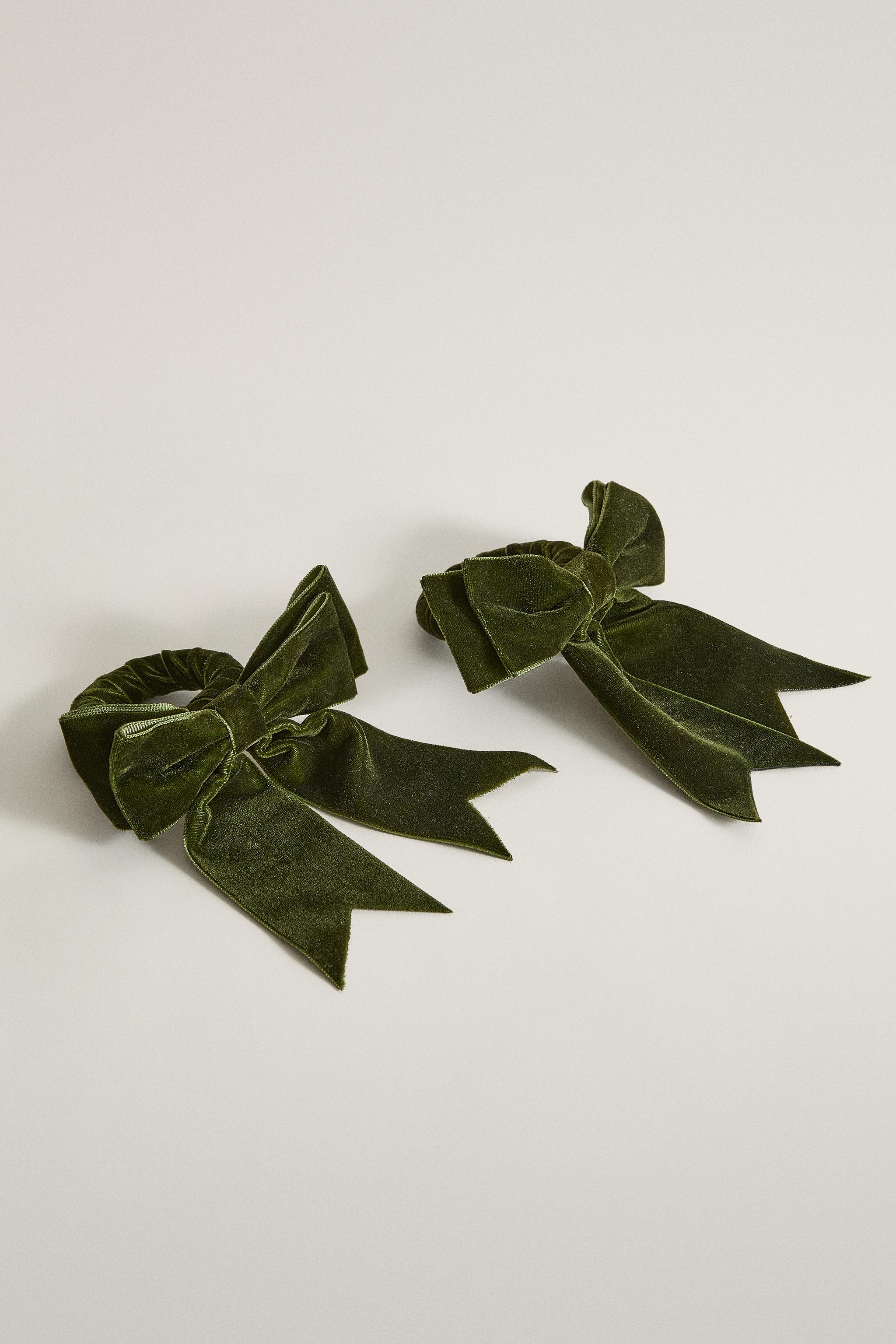 CHRISTMAS VELVET NAPKIN HOLDER PACK (PACK OF 2)