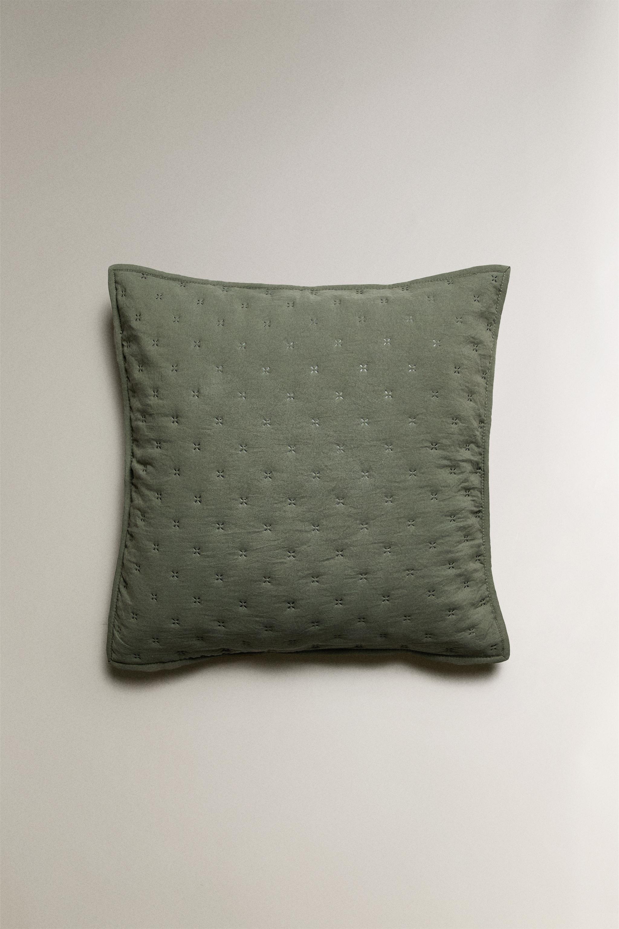 Quilted throw pillow covers hotsell