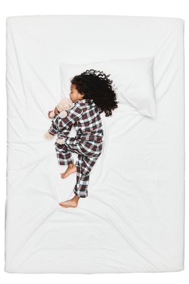 3-6 AÑOS/ PIJAMA FRANELA CUADROS  - Crudo de Zara