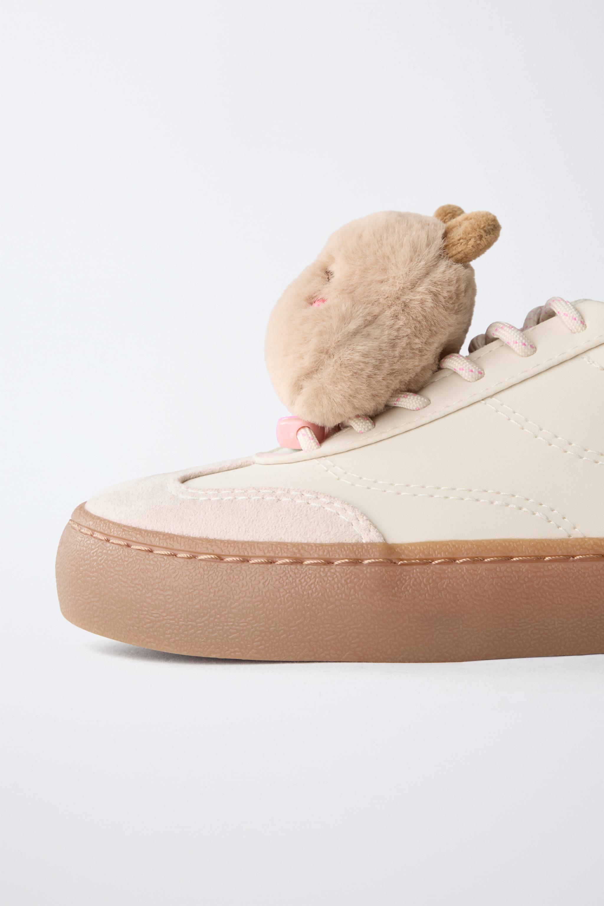 BAMBA CAPIBARA CAPYFUN © - ホワイト | ZARA Japan / 日本