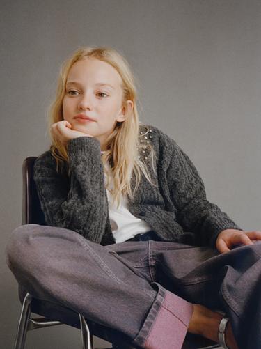 JEAN COUPE DROITE EFFET DÉLAVÉ - Gris de Zara