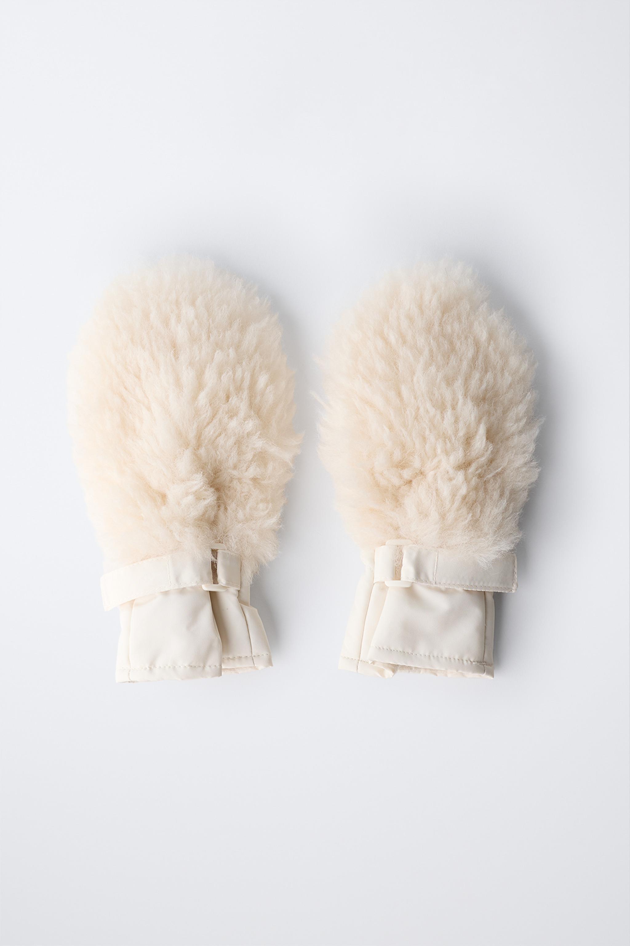 CURLY FAUX FUR MITTENS SKI COLLECTION - Ice | ZARA United States