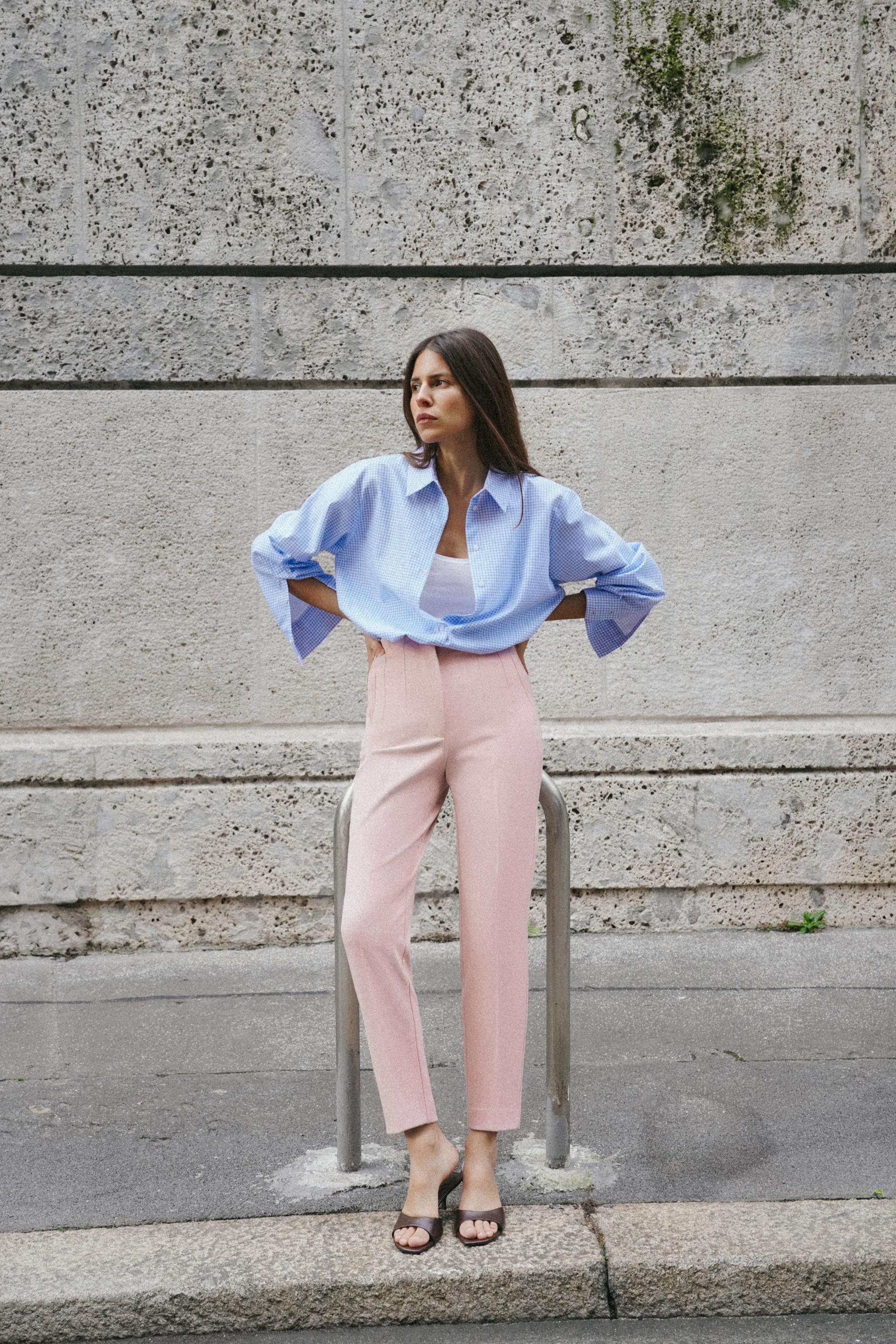 HIGH-WAIST TROUSERS