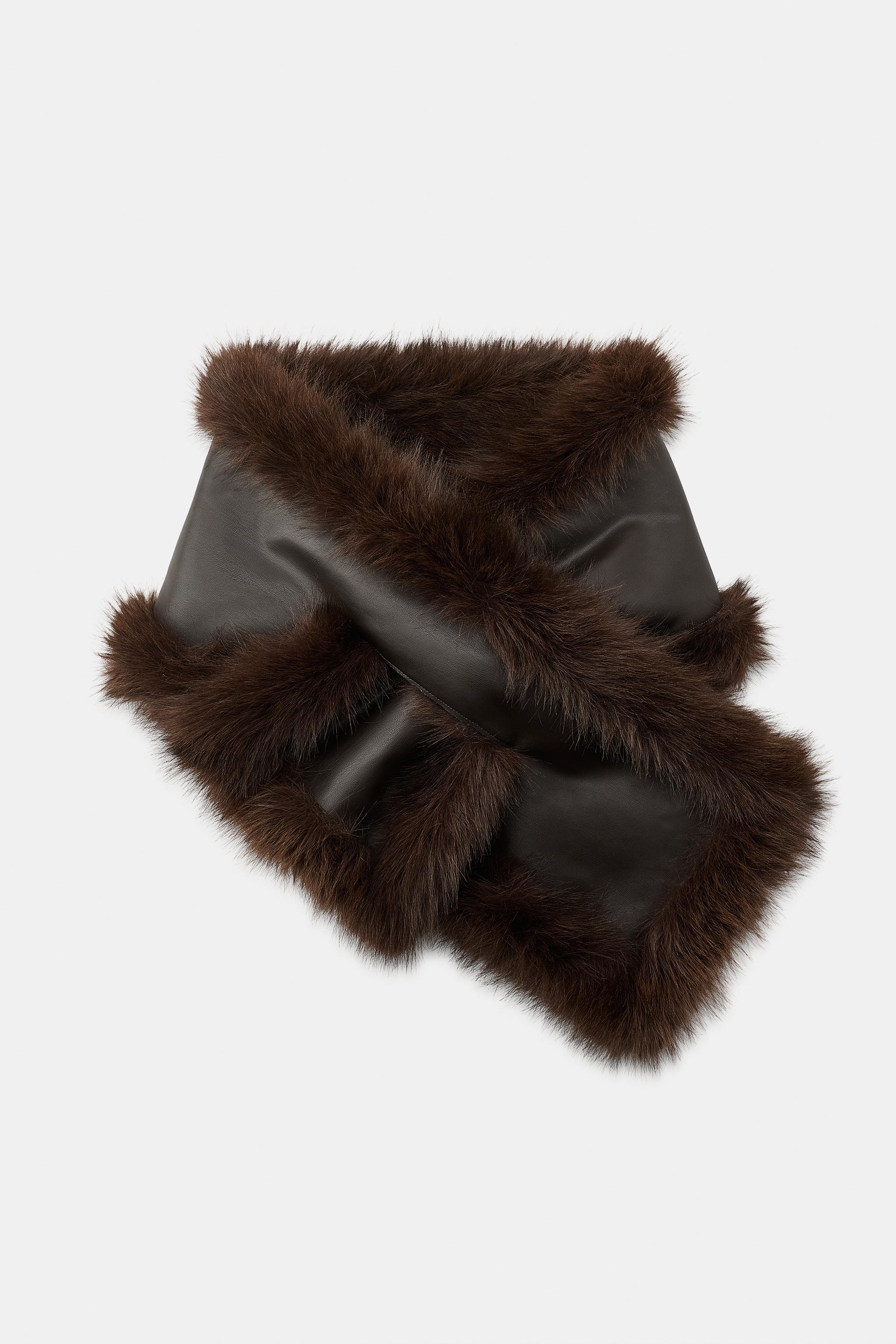 REVERSIBLE FAUX LEATHER AND FAUX FUR SCARF