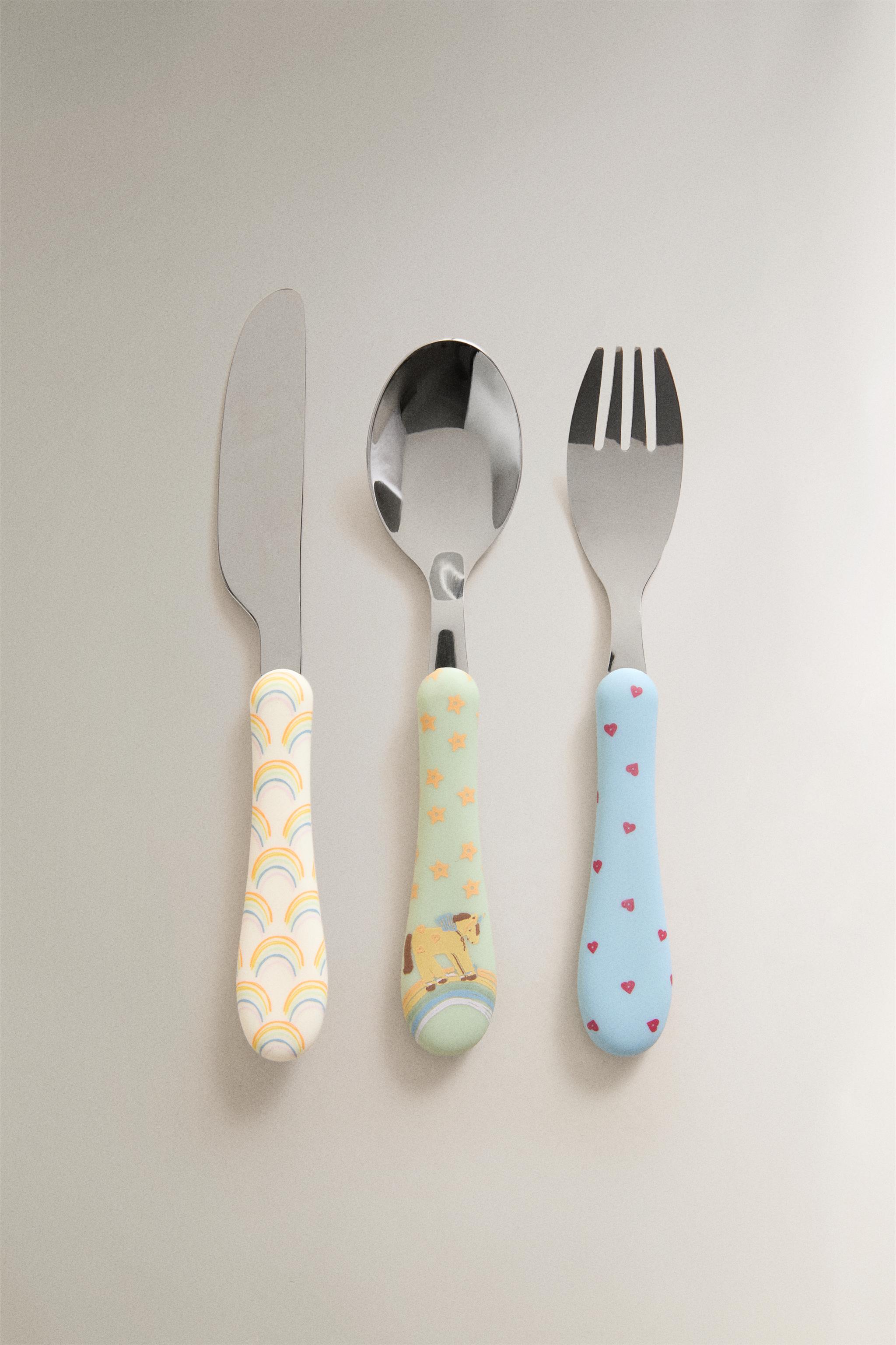 KIDS' RAINBOW, HEART, AND STAR FLATWARE SET