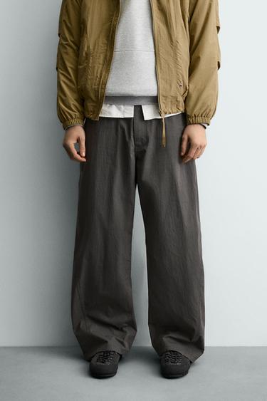 PANTALÓN CURVED FIT - Gris antracita de Zara