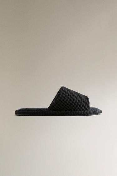 OPEN TERRY BATHROOM SLIPPERS - Black by Zara