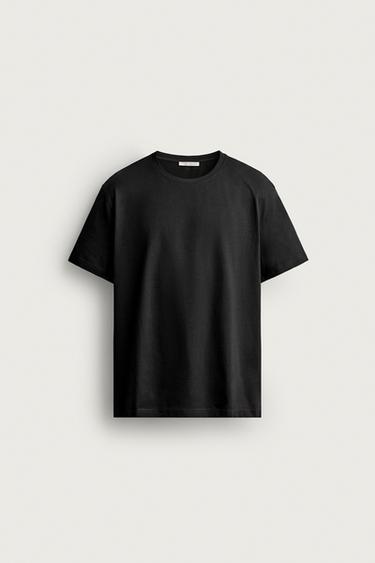تيشرت بيزك MEDIUM WEIGHT /02 - أسود الخاص بـ Zara