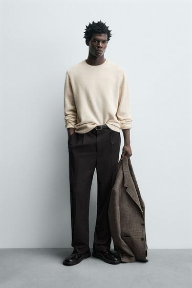 كنزة بقصة عادية ومزيج صوف - أبيض مكسور الخاص بـ Zara