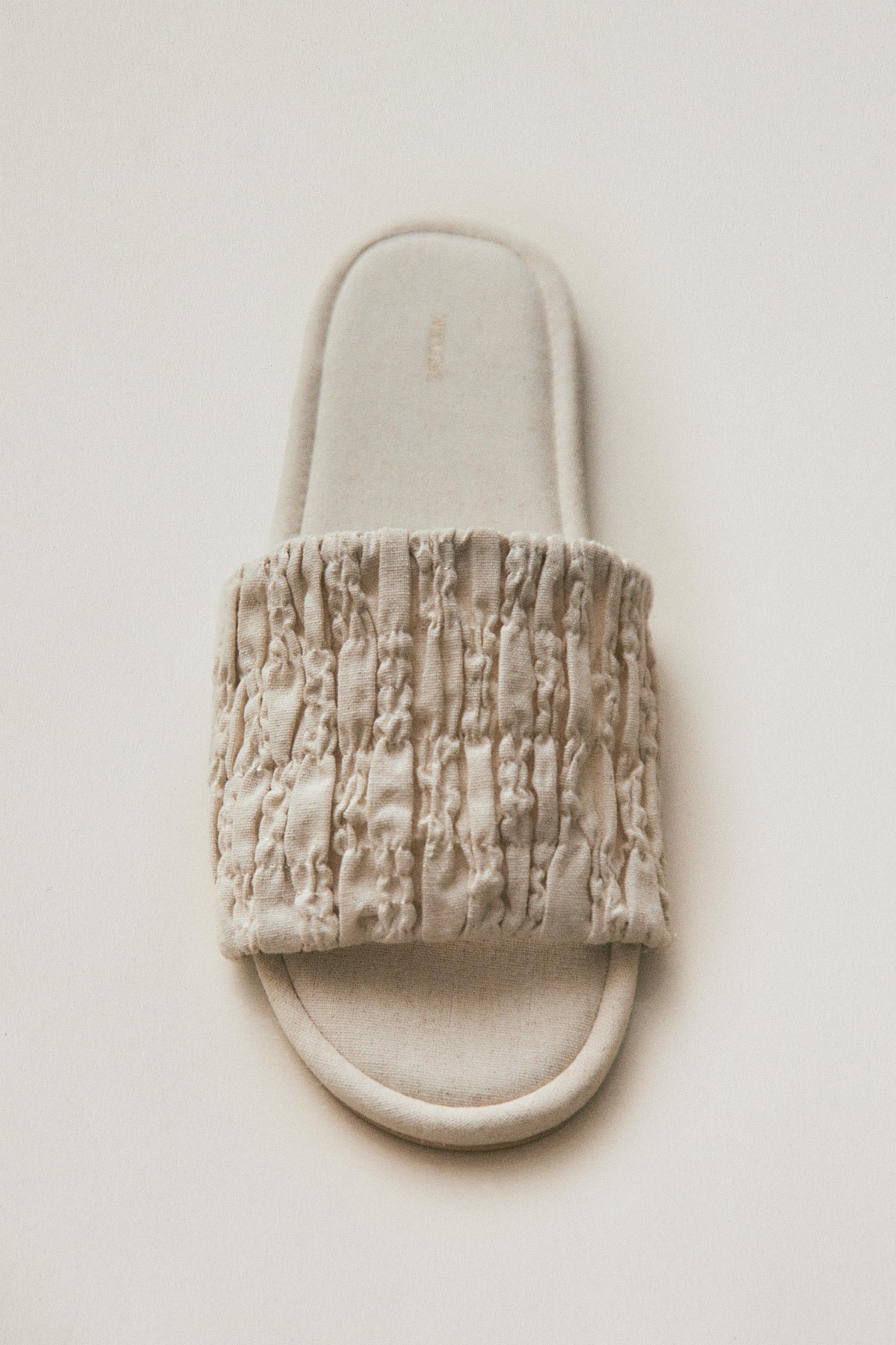 SLIDES WITH GATHERING DETAIL — Beige