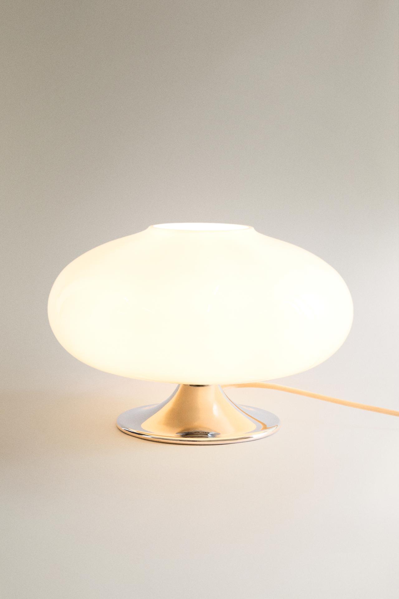 GLASS AND IRON TABLE LAMP — Ecru