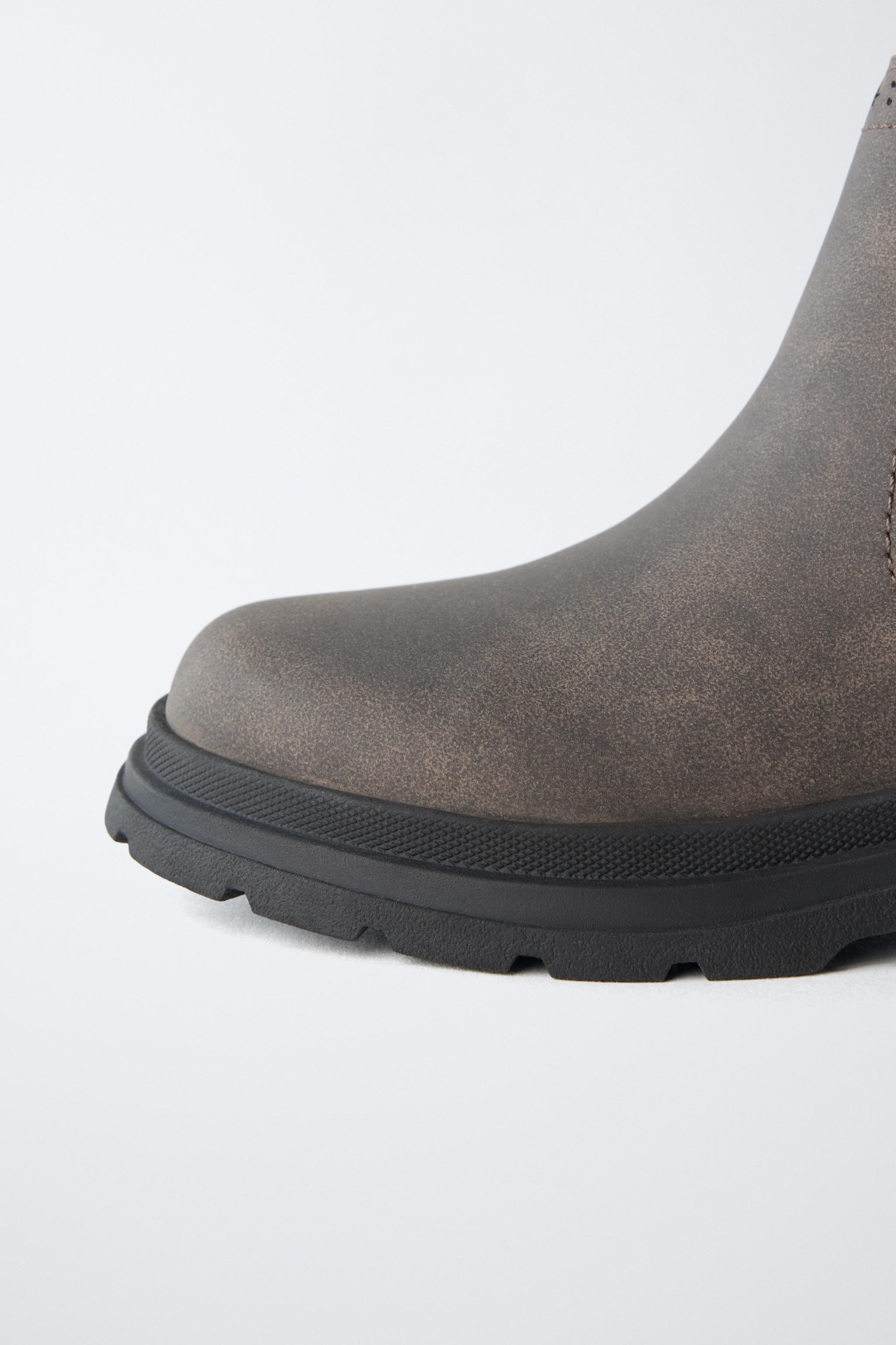 STAR CHELSEA ANKLE BOOTS
