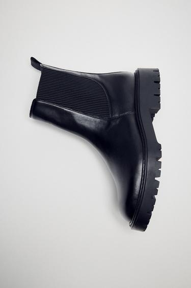 ANKLE BOOTS WITH TRACK SOLES - Black by Zara