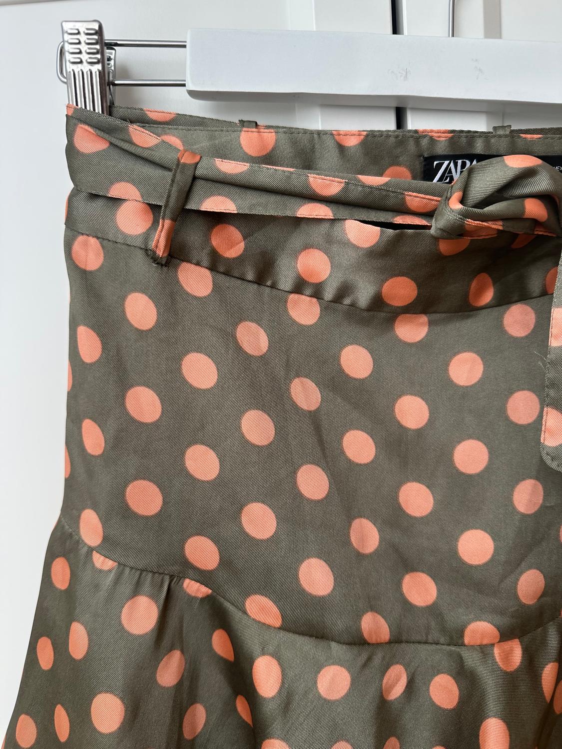 POLKA DOT BERMUDA SKORT - Image 3