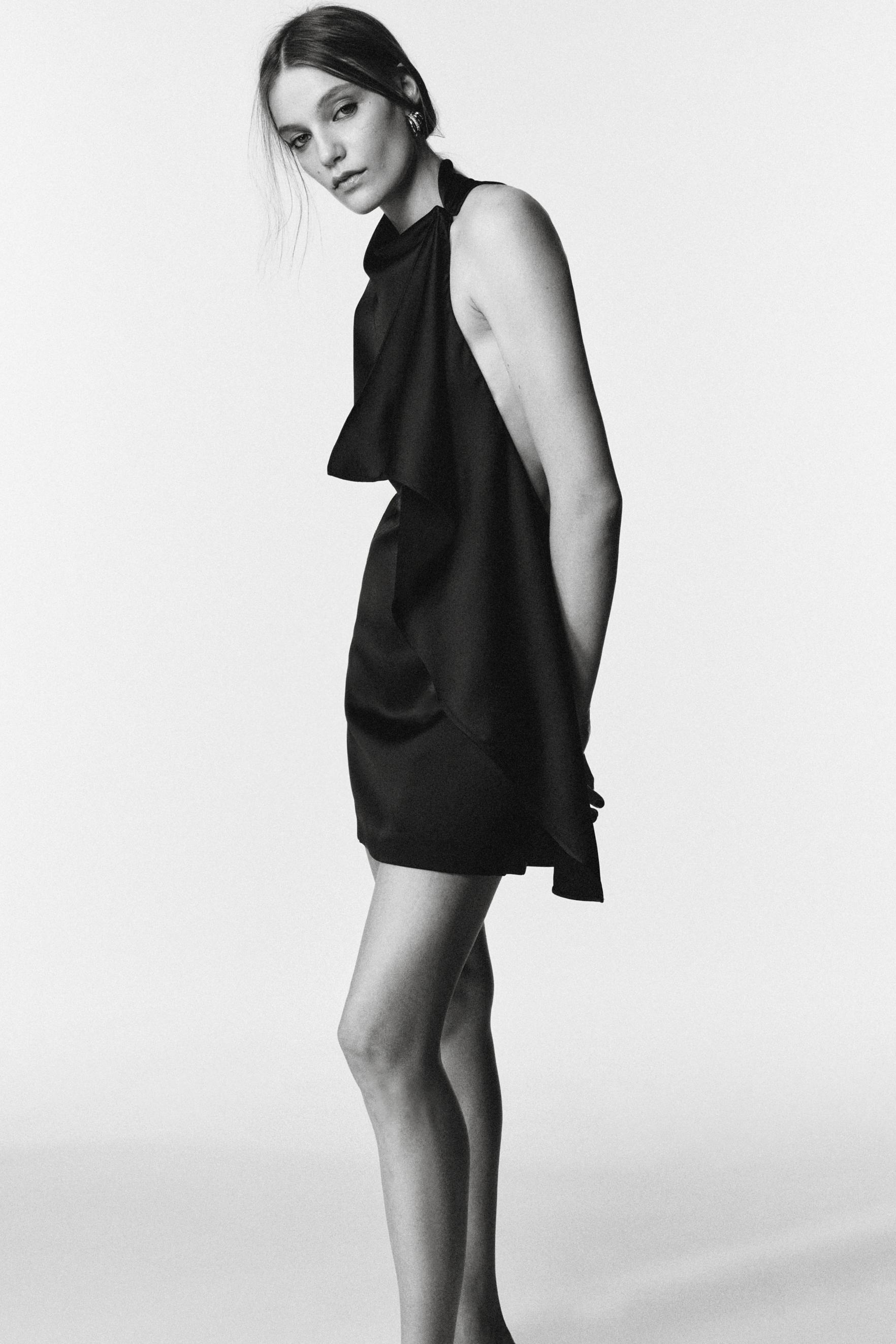 ROBE COURTE AJOURÉE LIMITED EDITION