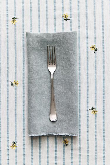 STRIPED TABLECLOTH WITH FLORAL EMBROIDERY - Blue by Zara
