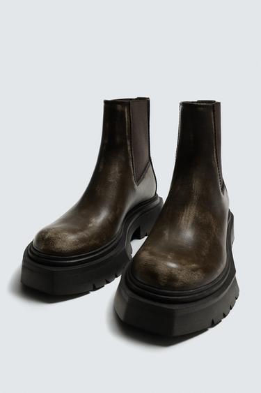 Zara WORN-EFFECT CHELSEA BOOTS WITH CHUNKY SOLE - Brown