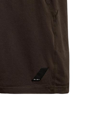 CAMISETA ESTAMPADO GRÁFICO RUNNING - Marrón de Zara