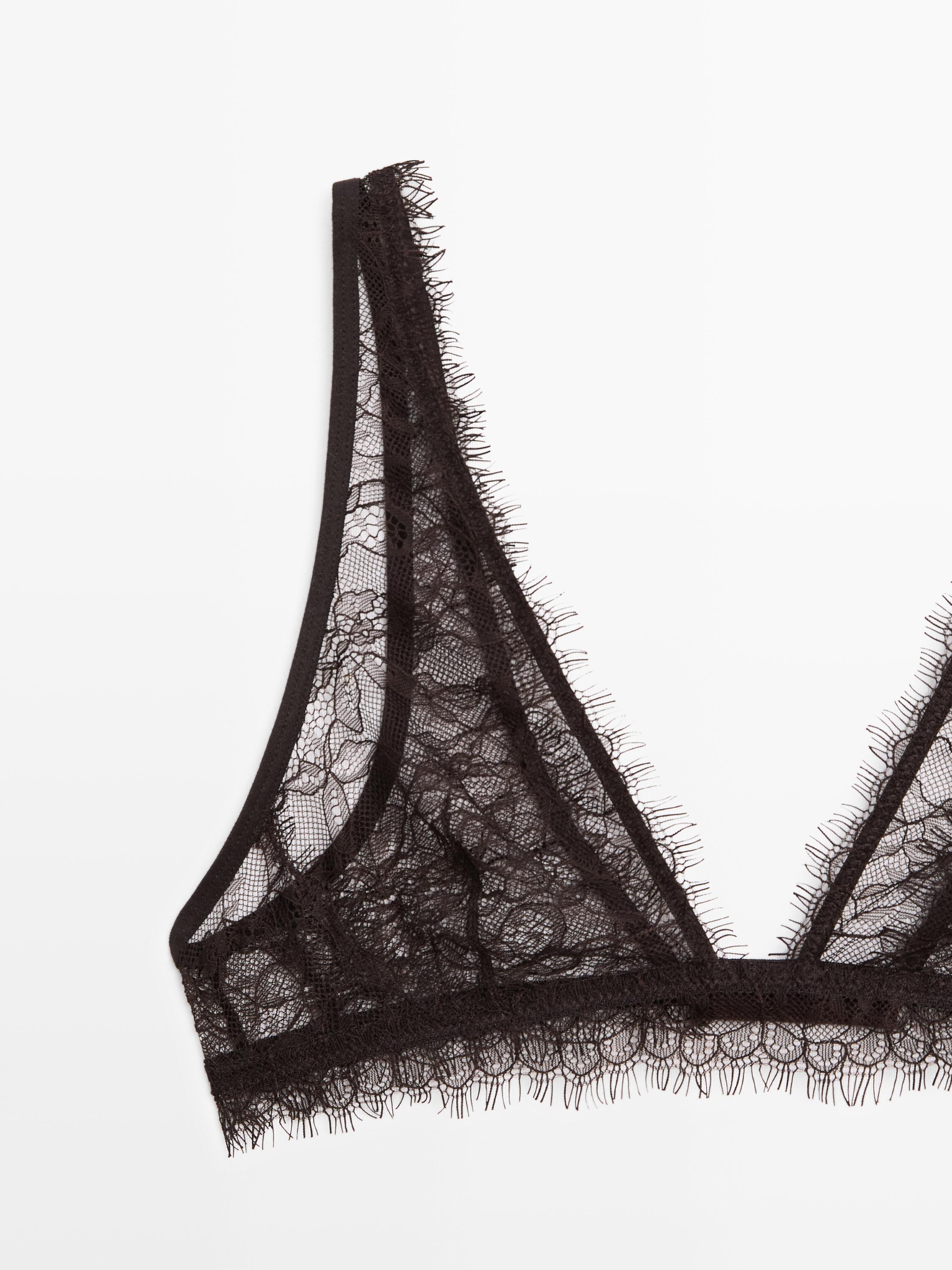 Lace bralette with floral detail