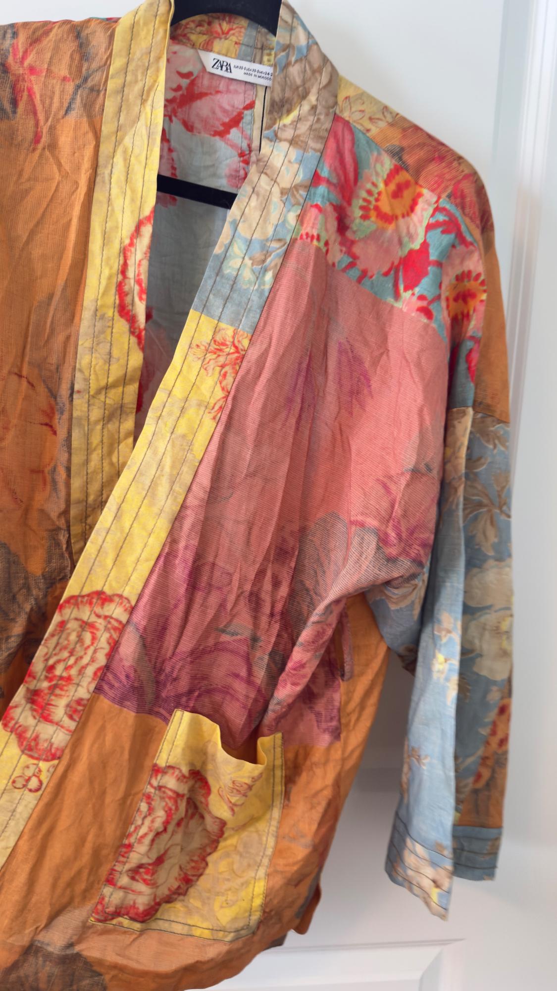 PATCHWORK PRINT BLOUSE - Image 2