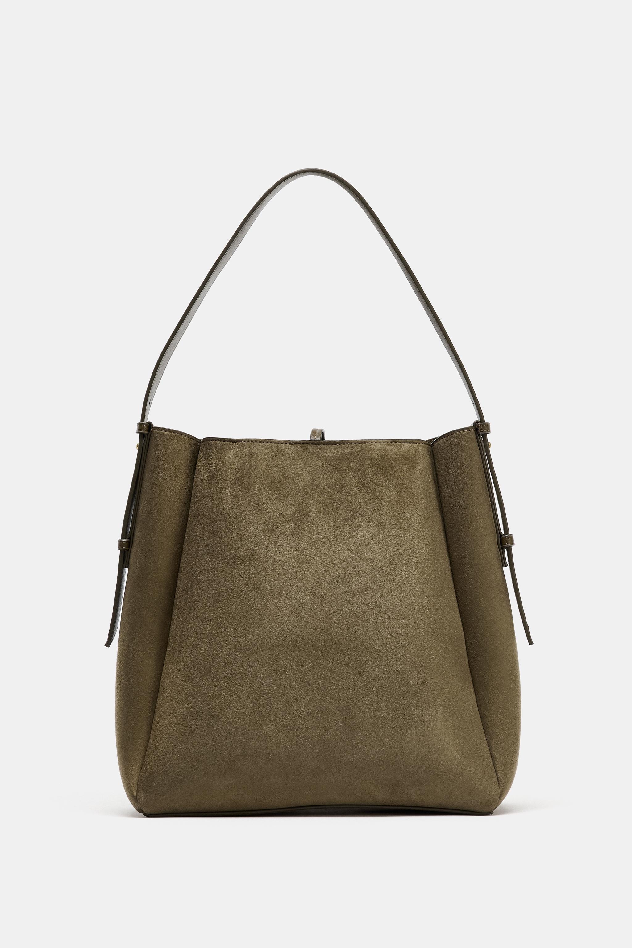 MAXI BUCKET BAG WITH METAL RING