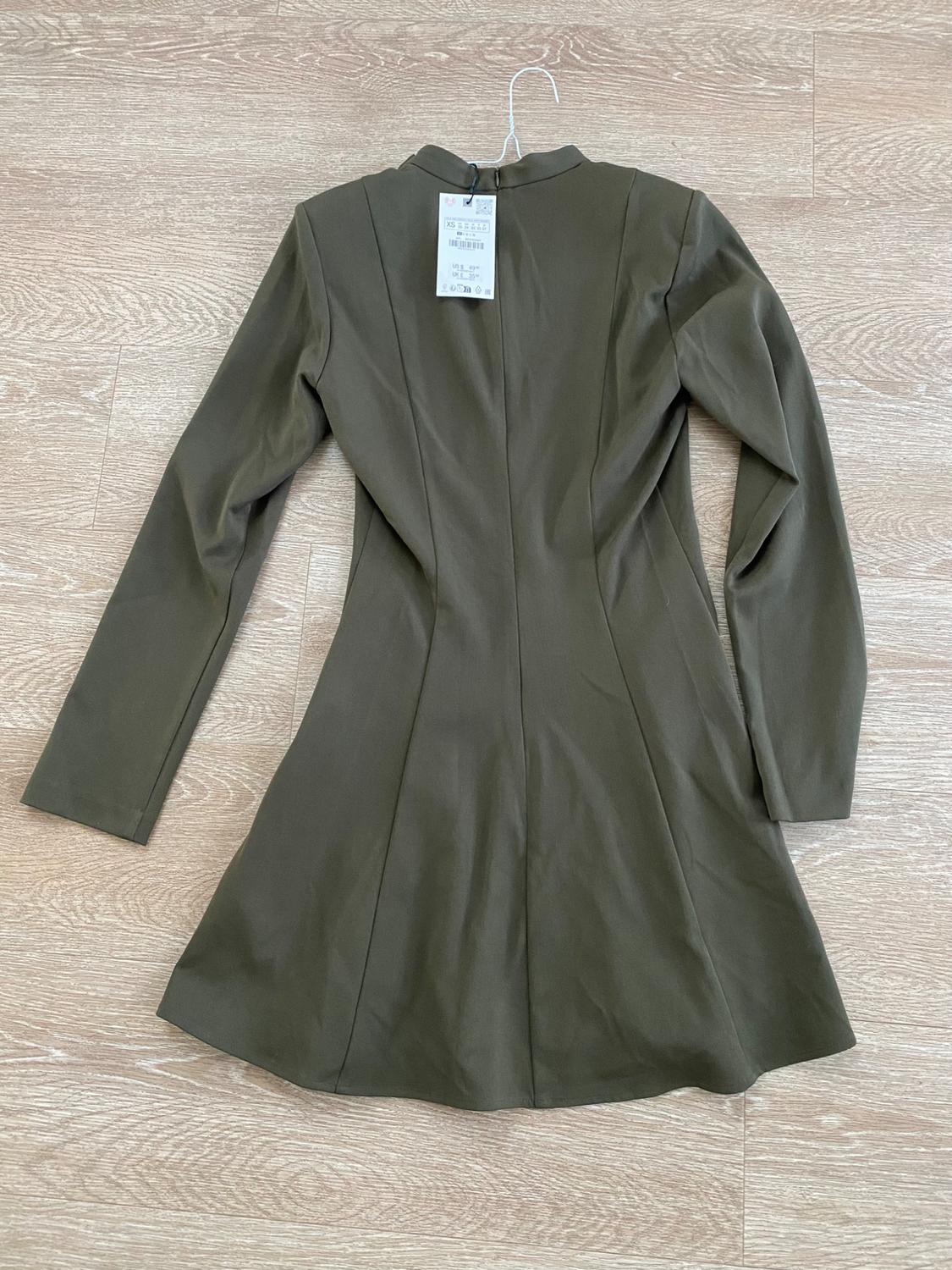 NWT ZARA GOLDEN BUTTON SHOULDER SHORT DRESS KHAKI - Image 4
