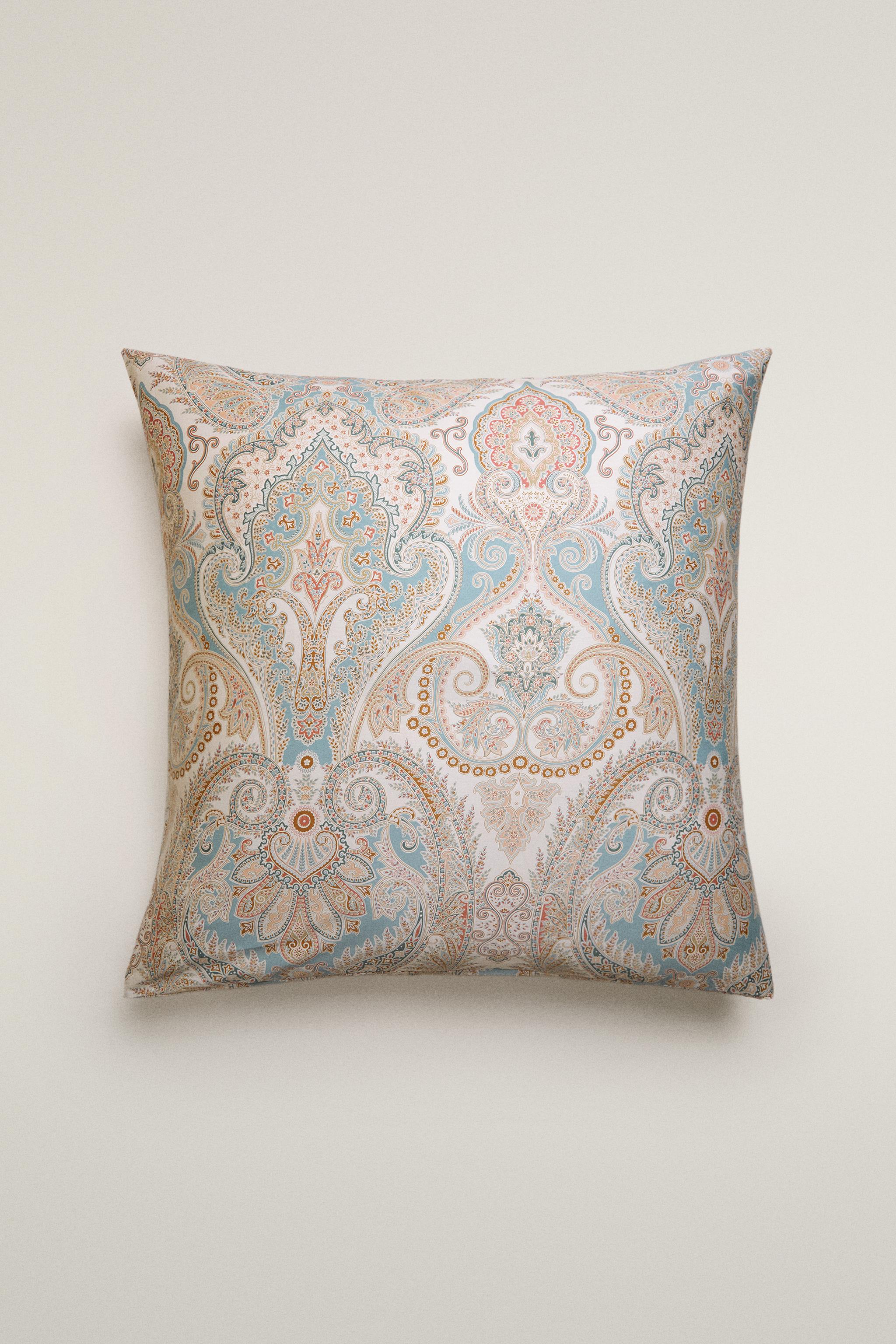 TAIE D’OREILLER SATIN PAISLEY