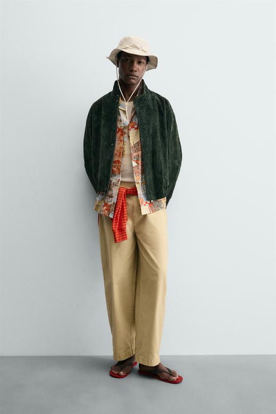 CAZADORA REGULAR FIT PIEL ANTE GABRIEL AZEVEDO X ZARA - Verde de Zara - Imagen 0