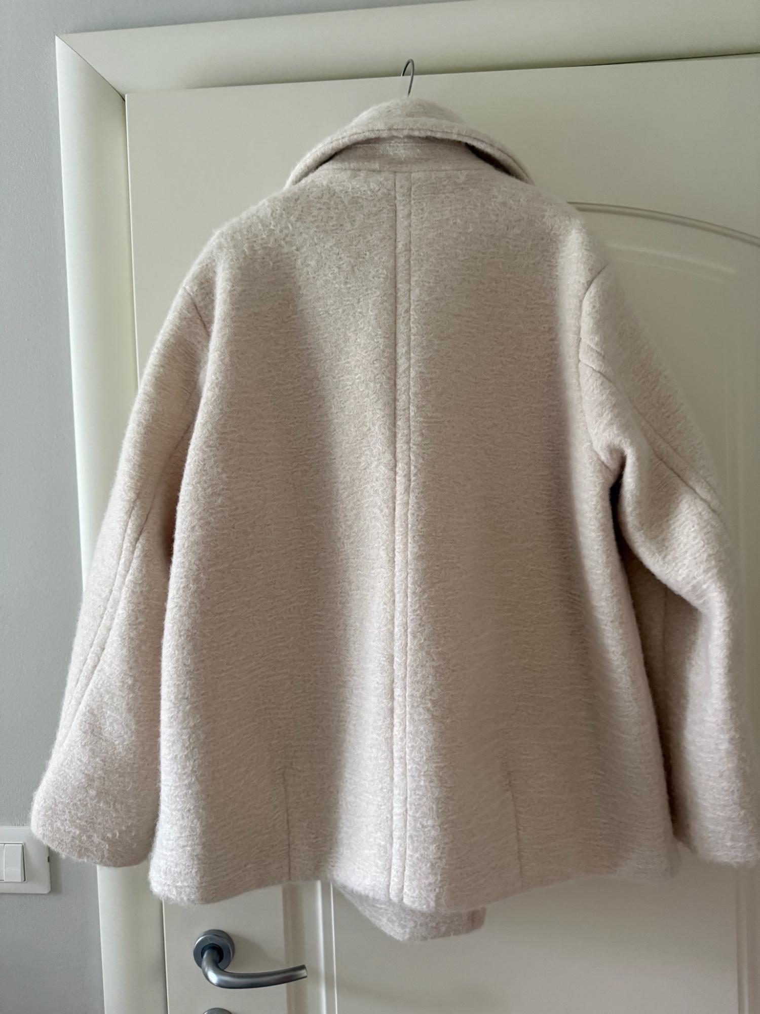 SEMI-LONG BOUCLÉ COAT | SECOND HAND | Zara Preowned