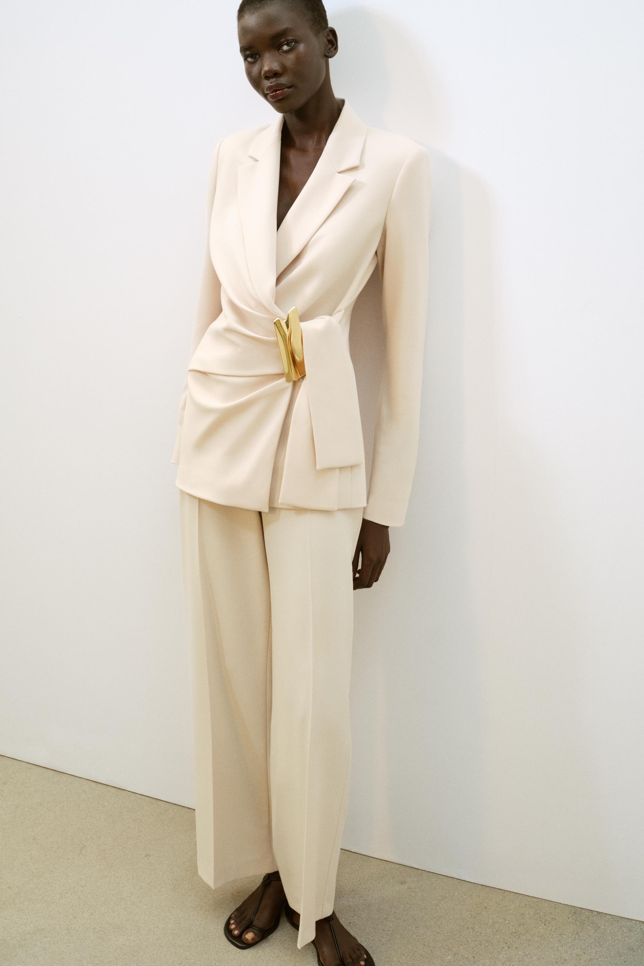 HIGH-WAISTED STRAIGHT LEG PANTS
