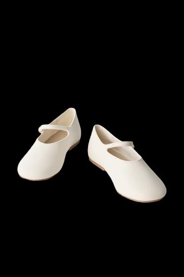 BUCKLED BALLET FLATS - White by Zara
