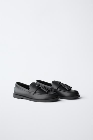 MOCASÍN BORLAS - Negro de Zara