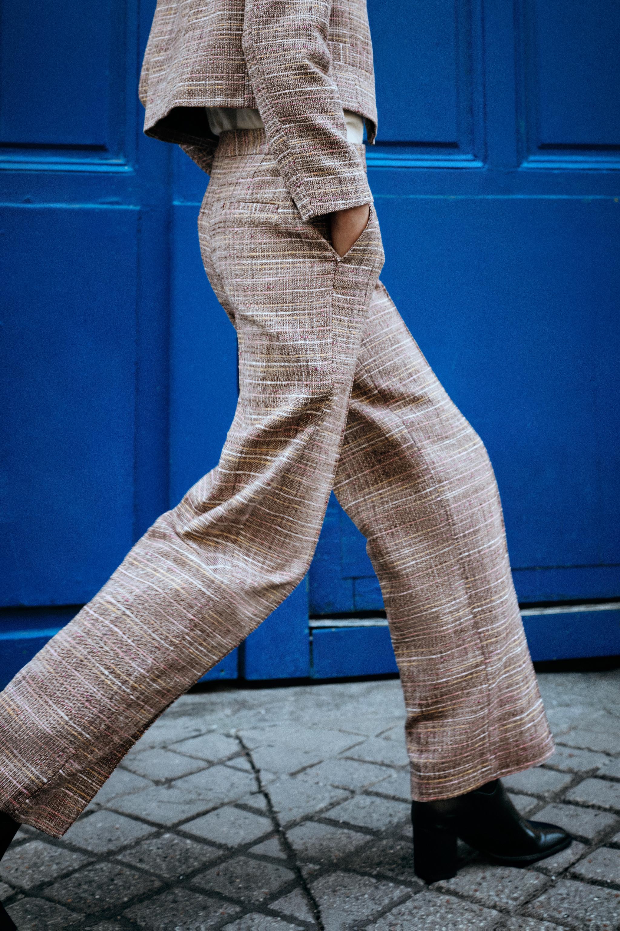STRUCTURED STRAIGHT PANTS