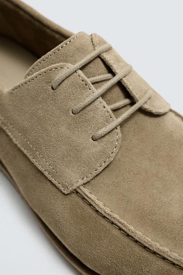 CHAUSSURE BATEAU DÉCONTRACTÉE EN CUIR - Beige de Zara - Image 2