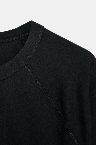 T-SHIRT À MANCHES LONGUES RAGLAN - Noir de Zara - Image 7