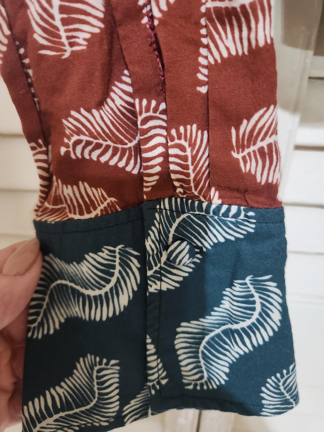 PRINTED WRAP BLOUSE - Image 3